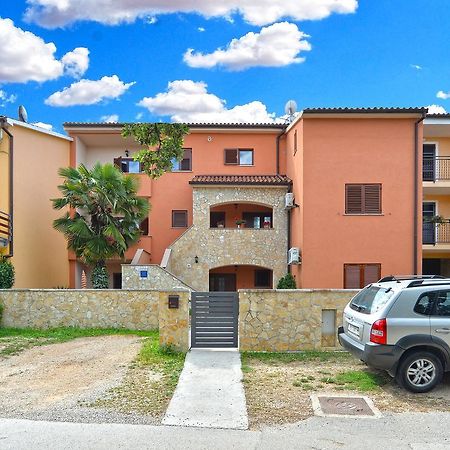 שטיניאן Apartment Puzar 295 מראה חיצוני תמונה