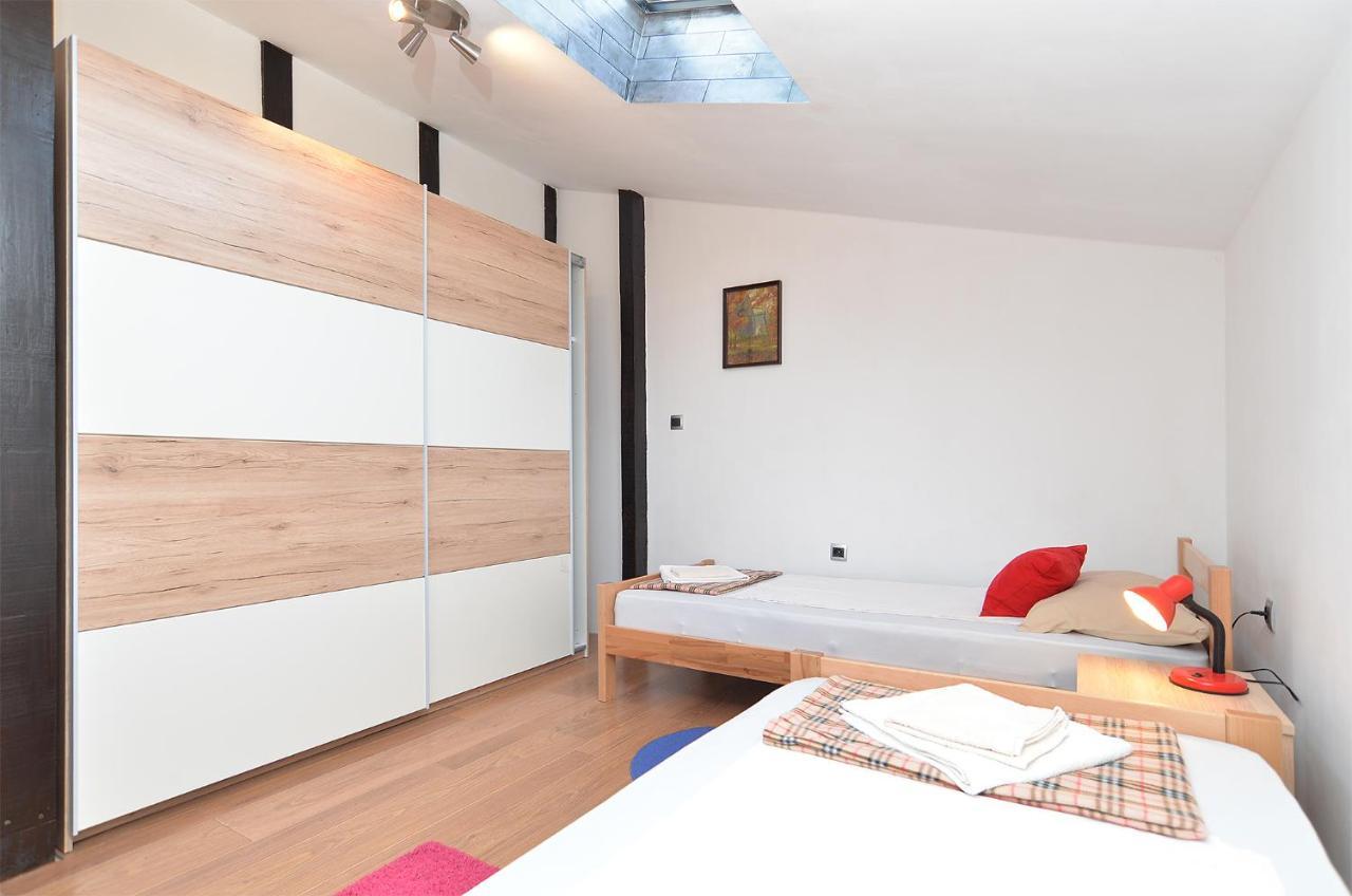 שטיניאן Apartment Puzar 295 מראה חיצוני תמונה