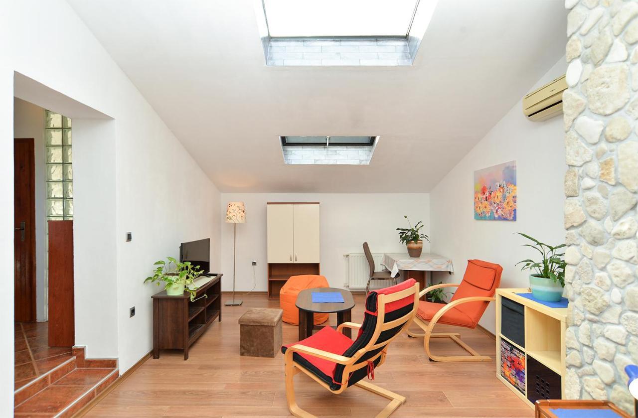 שטיניאן Apartment Puzar 295 מראה חיצוני תמונה