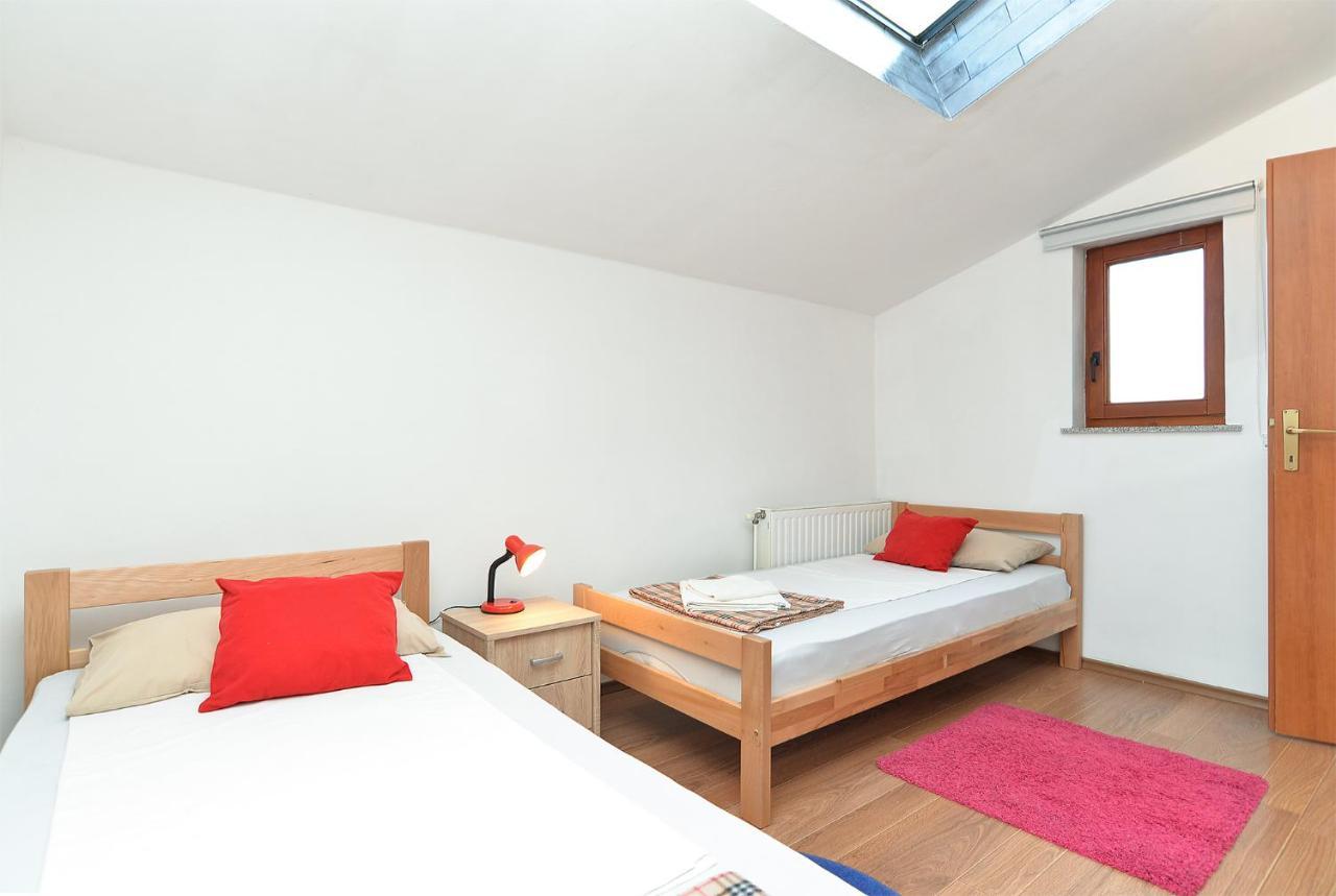 שטיניאן Apartment Puzar 295 מראה חיצוני תמונה
