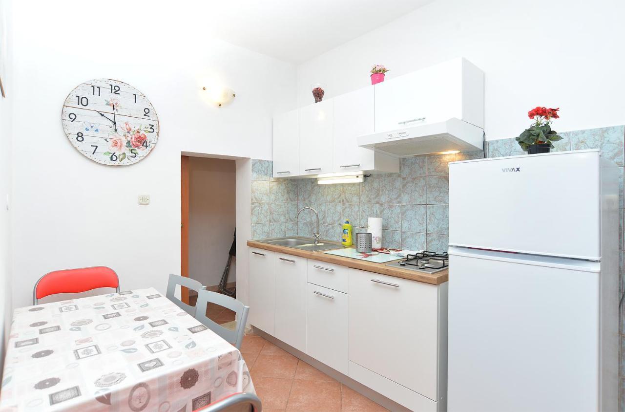 שטיניאן Apartment Puzar 295 מראה חיצוני תמונה