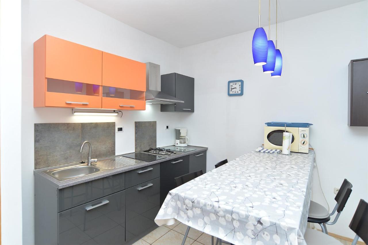 שטיניאן Apartment Puzar 295 מראה חיצוני תמונה